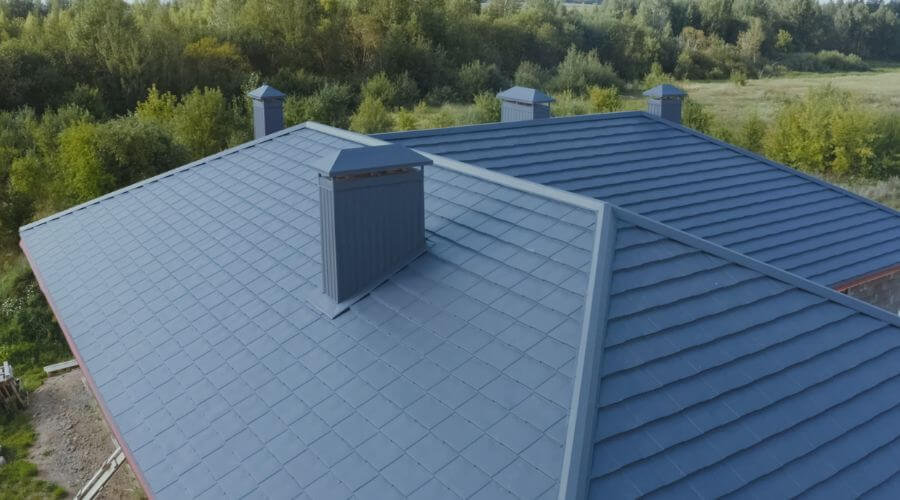 Professional gutter cleaning in Pewamo, MI